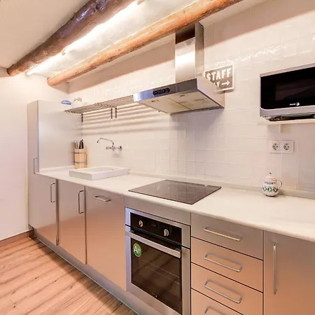With Private Pool, Cleaning Included Hébergement de vacances *