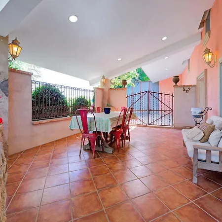 With Private Pool, Cleaning Included *