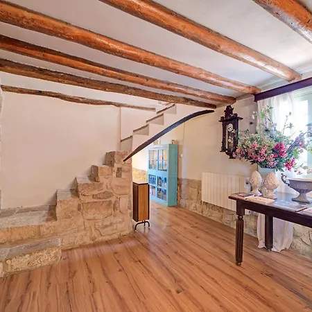 With Private Pool, Cleaning Included Hébergement de vacances *